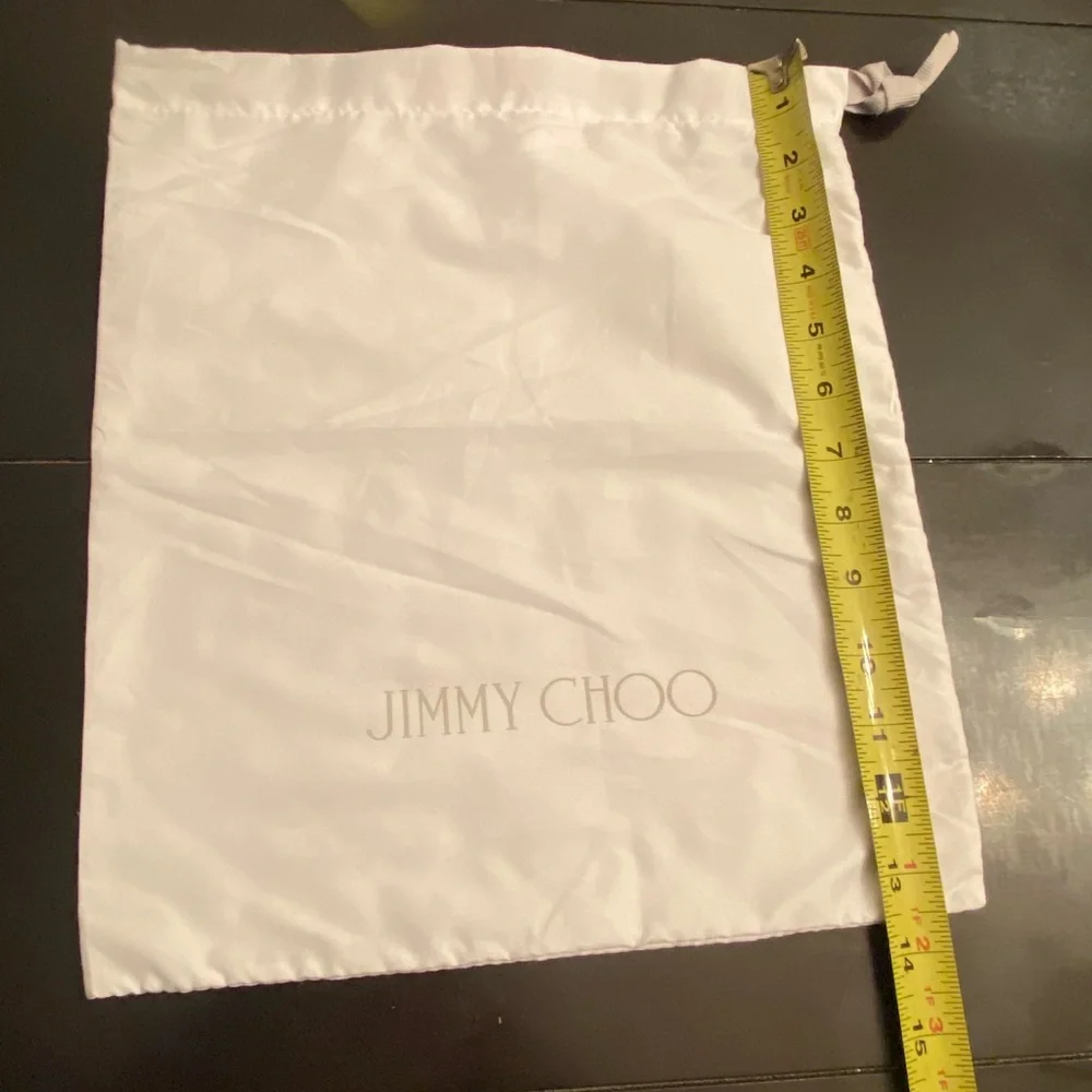Jimmy Choo reposhing this